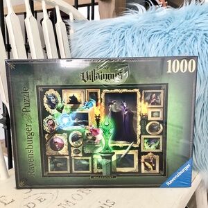 Disney, Villainous, Ravensburger Puzzle, Maleficent,‎ 1000 Pieces, NWT, Sealed